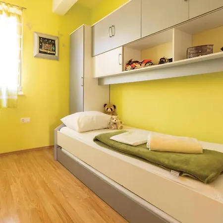 Pet Friendly In Kastel Luksic With Wifi * Kastela